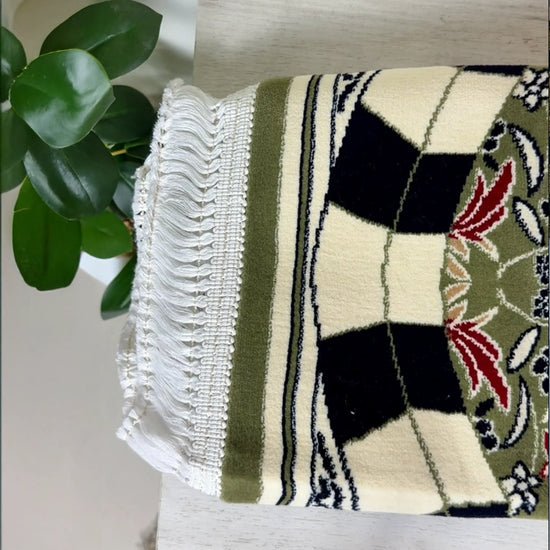 Riyadh Al Salihyen Velvet Prayer Mats